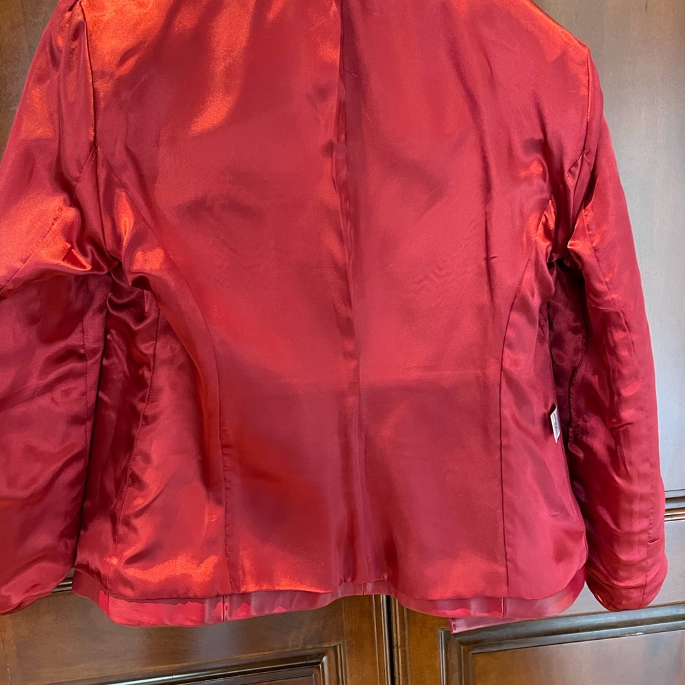Subtle red leather jacket - Picture 8 of 9